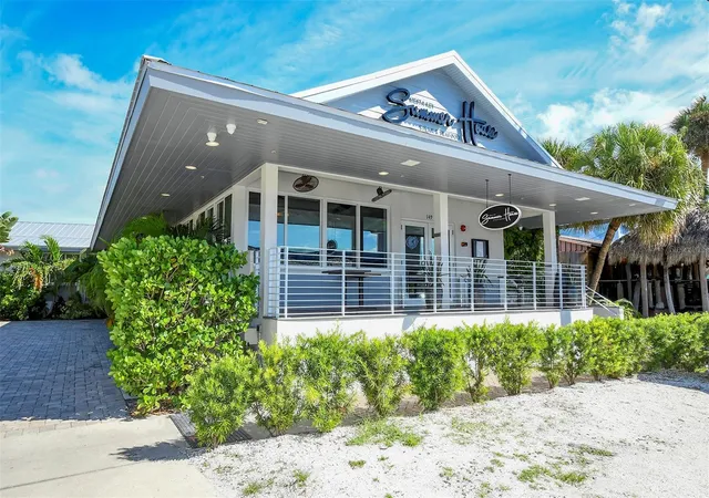 2nd image of 225 Hourglass Wy, SARASOTA, FL 34242