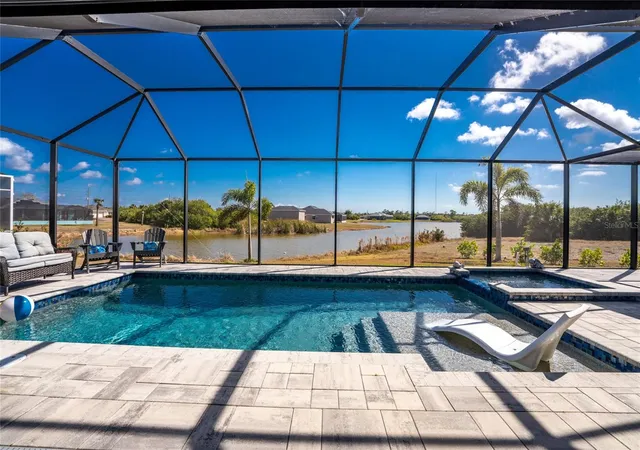 4th image of 401 Albatross Rd, Rotonda West, FL 33947 | MLS# D6146244