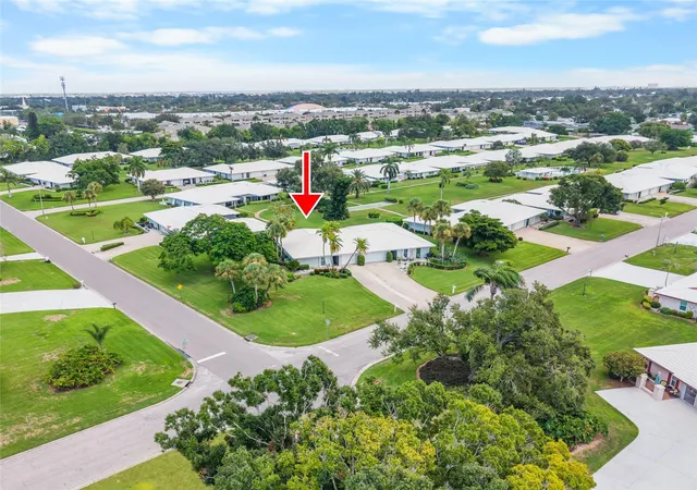 4th image of 6712 11Th Ave W, BRADENTON, FL 34209