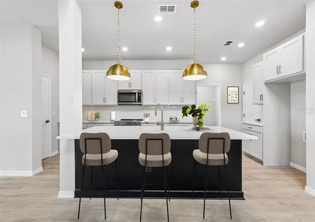 Photo 1 of Single family home for sale at 15239 Eastlyn Dr, Bradenton, FL 34212 | MLS# TB8478200 | Listing updated on 2026-10-22