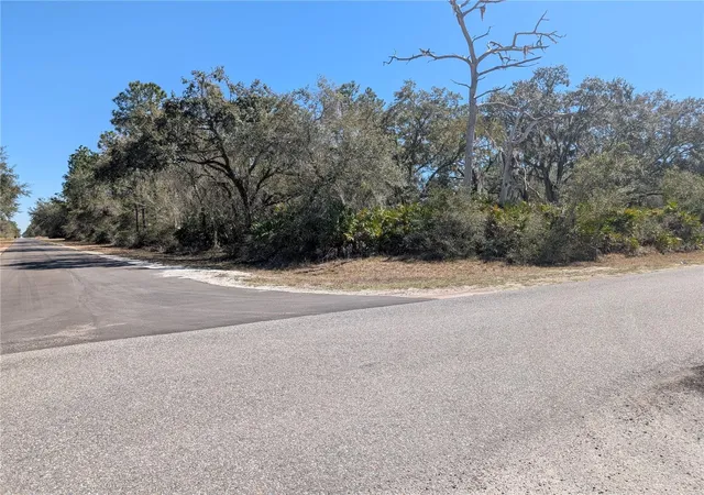 Homes for sale in Indian Lake Estates, FL | 923 Hibiscus Dr, Indian Lake Estates, FL 33855 | MLS# P4937902