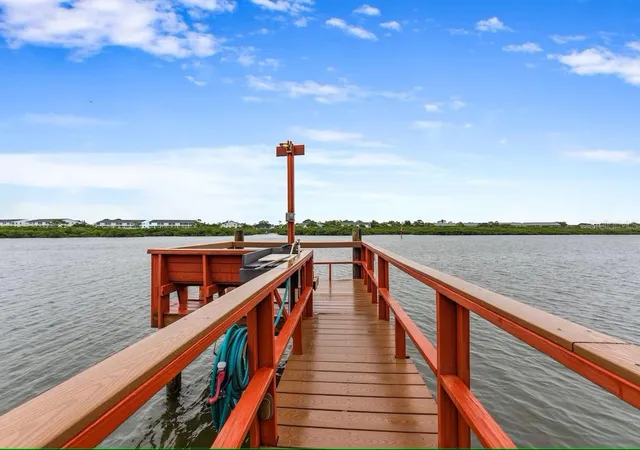 2nd image of 19823 Gulf Blvd, INDIAN SHORES, FL 33785