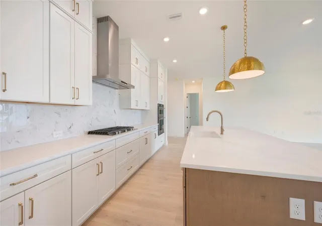4th image of 17988 Foxtail Loop, Venice, FL 34293 | MLS# TB8478238