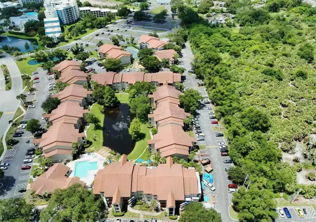 17th image of 3008 Parkway Blvd #306, Kissimmee, FL 34747 | MLS# O6383991