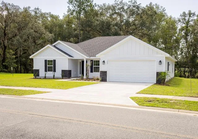 Photo 2 of Single family home for sale at 569 Sw Bellflower Dr, Lake City, FL 32024 | MLS# GC537715 | Listing updated on 2026-10-02