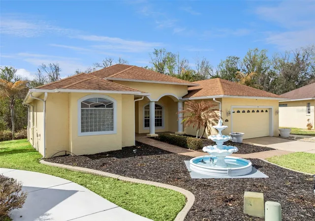 Photo 2 of Single family home for sale at 6410 Bendelow Dr, Lakeland, FL 33810 | MLS# O6384064 | Listing updated on 2026-09-26