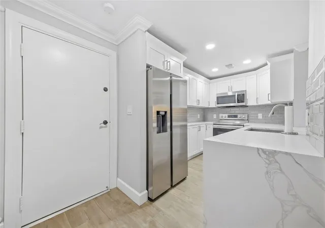 5th image of 4141 Bayshore Blvd #306, Tampa, FL 33611 | MLS# TB8478330