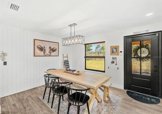 Photo 4 of Single family home for sale at 17224 Old Country Ln, Winter Garden, FL 34787 | MLS# O6384075 | Listing updated on 2026-07-18