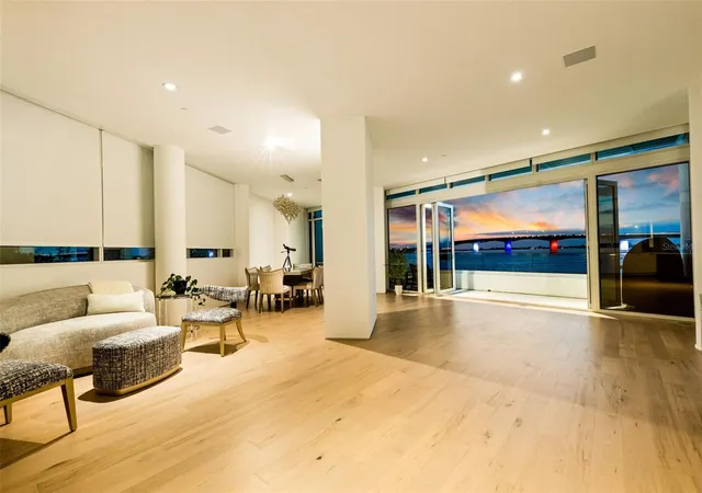 3rd image of 280 Golden Gate Pt #200, Sarasota, FL 34236 | MLS# A4683299