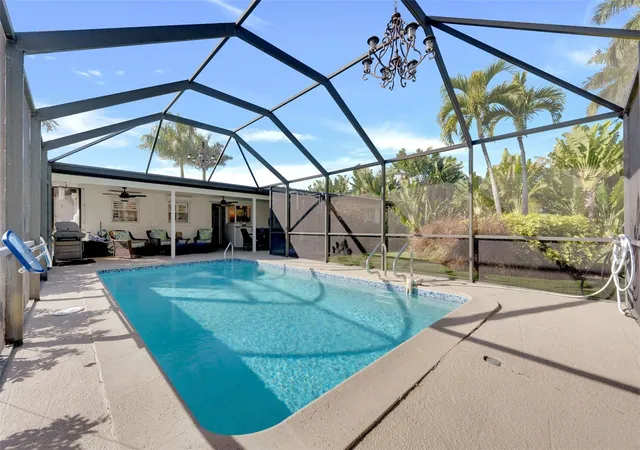Homes for sale in Fort Myers, FL | 14526 Riverside Dr, Fort Myers, FL 33905 | MLS# C7522255
