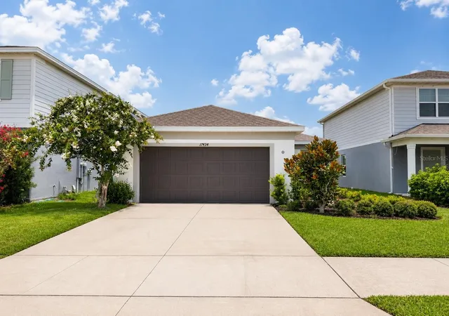 Homes for sale in Clermont, FL | 17434 Million Lakes Ct, Clermont, FL 34714 | MLS# O6384125