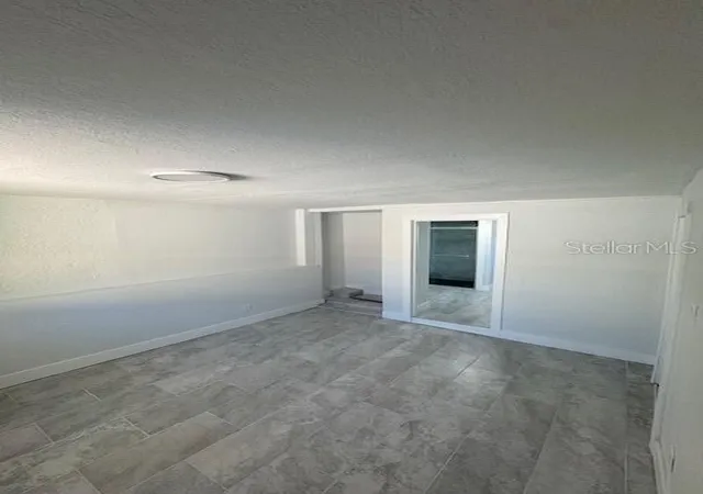 Photo 3 of Sale Pending at 330 S Buena Vista Ave, Orlando, FL 32835 | MLS# O6384167 | Listing updated on 2026-08-24