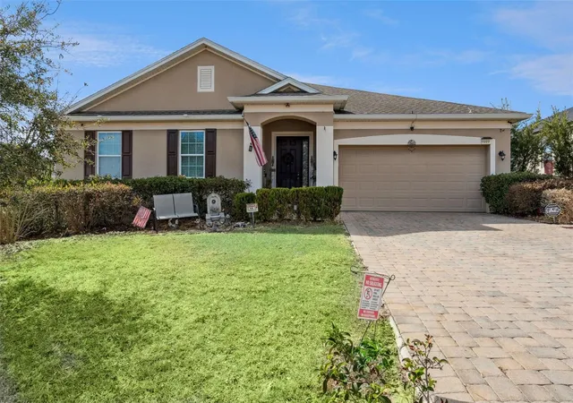 Photo 2 of Sale Pending at 9889 Lenox St, Clermont, FL 34711 | MLS# O6384180 | Listing updated on 2026-07-21