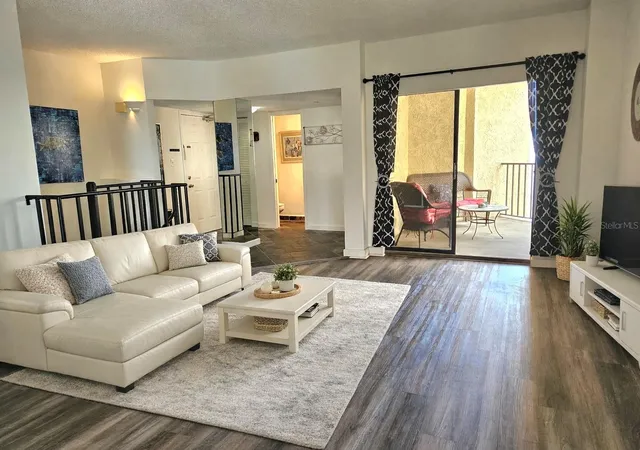 4th image of 602 Lime Ave #203, Clearwater, FL 33756 | MLS# TB8478498