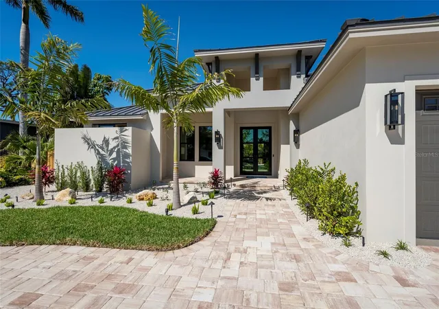 Photo 3 of Single family home for sale at 1959 Wisteria St, Sarasota, FL 34239 | MLS# A4683340 | Listing updated on 2026-09-27