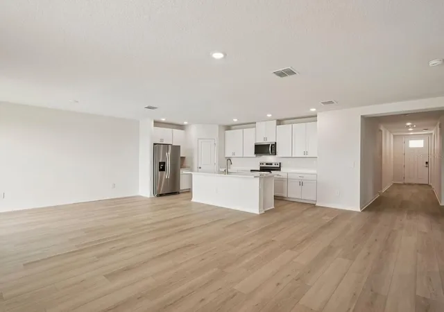 Photo 3 of Single family home for sale at 10417 Abundance Grv Way, Parrish, FL 34219 | MLS# TB8478516 | Listing updated on 2026-08-10