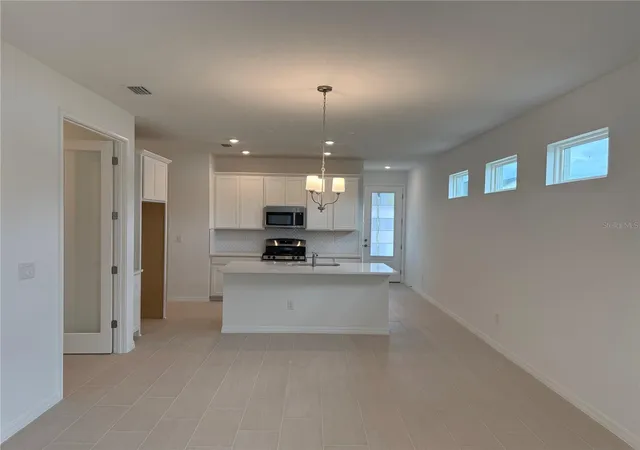 Photo 3 of House for sale at 3694 Nandina Cir, Sun City Center, FL 33573 | MLS# TB8478520 | Listing updated on 2026-10-01