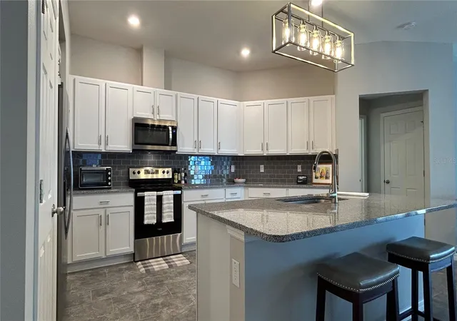 3rd image of 9475 Oakleaf Hammock Pl, Seffner, FL 33584 | MLS# O6384203