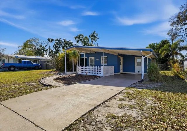 Photo 2 of Single family home for sale at 1904 31st Street W, Bradenton, FL 34205 | MLS# A4683369 | Listing updated on 2026-08-25