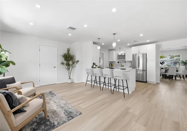 Photo 3 of Single family home for sale at 1027 27th Avenue S, Saint Petersburg, FL 33705 | MLS# TB8478606 | Listing updated on 2026-10-21