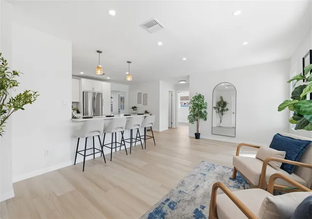 Photo 4 of Single family home for sale at 1027 27th Avenue S, Saint Petersburg, FL 33705 | MLS# TB8478606 | Listing updated on 2026-10-21