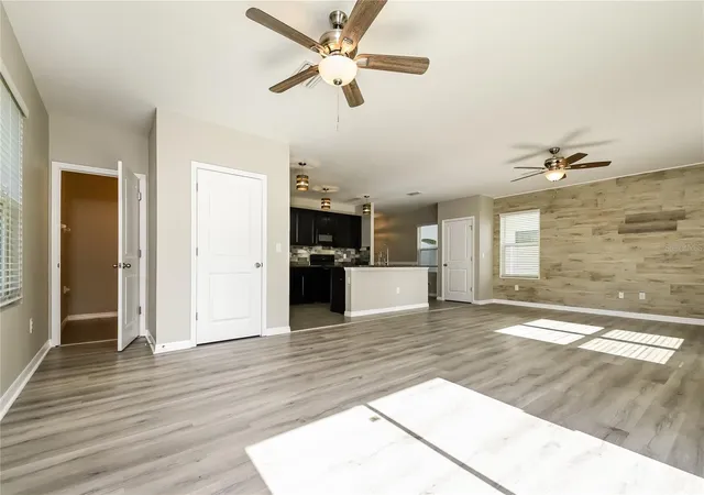 Photo 4 of Single family home for sale at 4106 Willow Hammock Dr, Palmetto, FL 34221 | MLS# C7522289 | Listing updated on 2026-09-03