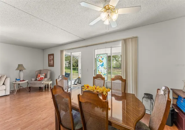 35th image of 5300 Dover Village Ln #4, Orlando, FL 32812 | MLS# O6384292