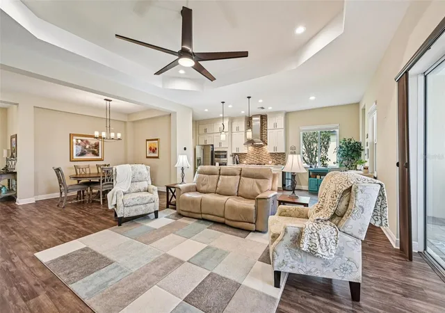 5th image of 12819 Coastal Breeze Wy, Bradenton, FL 34211 | MLS# TB8478631