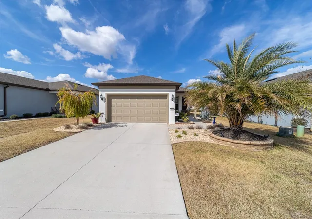 Photo 1 of Single family home for sale at 9419 Sw 53rd Place, Ocala, FL | MLS# OM719290 | Listing updated on 2026-09-05