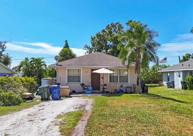 5th image of 2214 Park Rd, Venice, FL 34293 | MLS# N6143071
