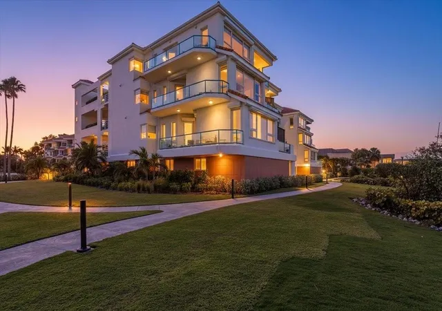 2nd image of 380 Gulf Of Mexico Dr #515, Bradenton Beach, FL 34217 | MLS# A4683391