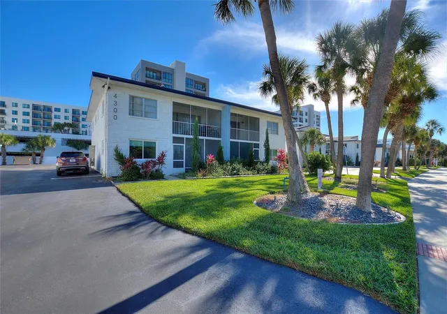 Photo 2 of Condo for sale at 4300 37th Street S #4, Saint Petersburg, FL 33711 | MLS# TB8478670 | Listing updated on 2026-09-13