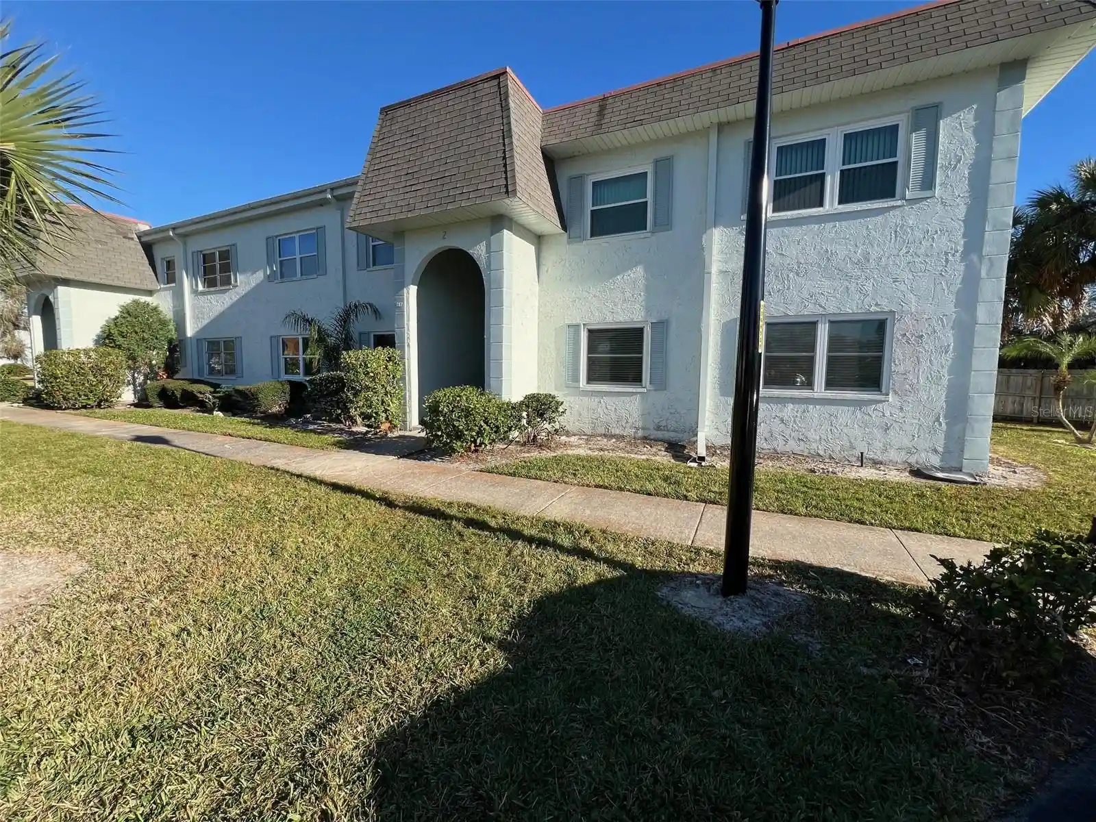 Listing Photo 2 - Condo for sale in 387 S Mcmullen Booth Rd located at 387 S Mcmullen Booth Rd, CLEARWATER, FL 33759 - Unit #13