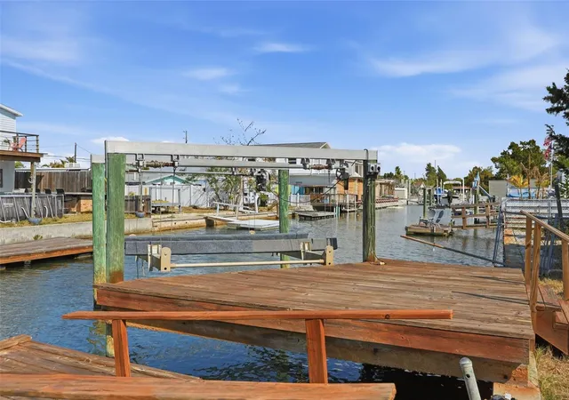 Homes for sale in Hudson, FL | 6727 Albatross Ln, Hudson, FL 34667 | MLS# W7883236