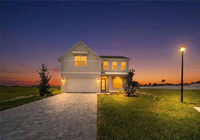 Photo 2 of Single family home for sale at 659 Maldives Trl, Sarasota, FL 34234 | MLS# A4683422 | Listing updated on 2026-08-13