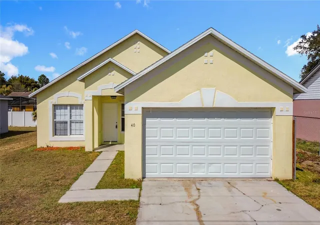 Photo 1 of Single family home for sale at 40 Coventry Ct, Kissimmee, FL 34758 | MLS# O6384420 | Listing updated on 2026-10-15