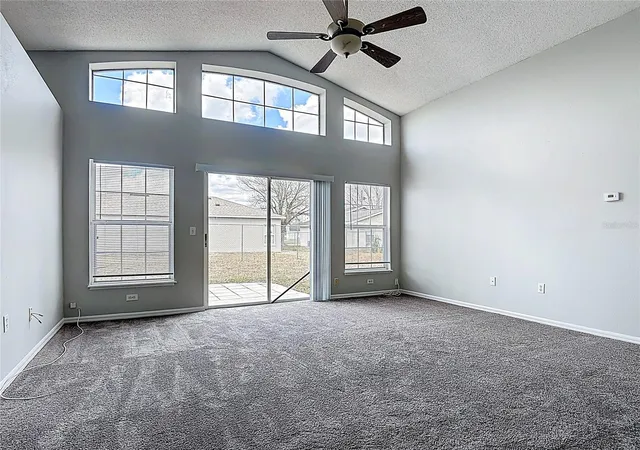 Photo 2 of Single family home for sale at 40 Coventry Ct, Kissimmee, FL 34758 | MLS# O6384420 | Listing updated on 2026-10-15