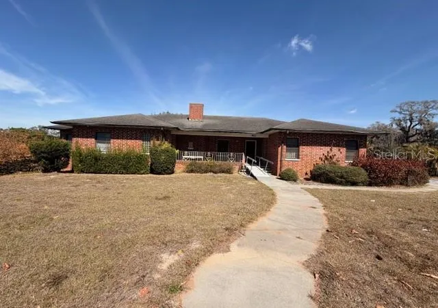 1st image of 811 State Road 60 E, Lake Wales, FL 33853 | MLS# K4903302