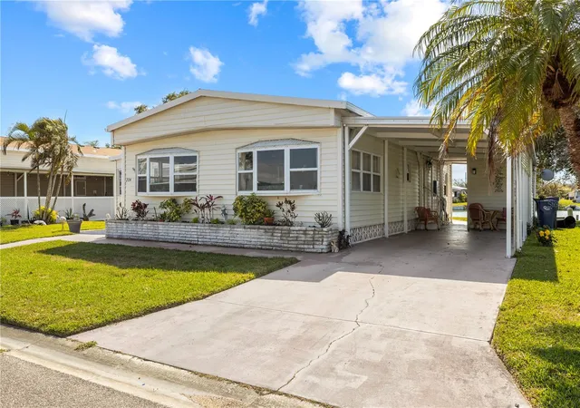 3rd image of 204 51St Ave E, Bradenton, FL 34203 | MLS# TB8478850