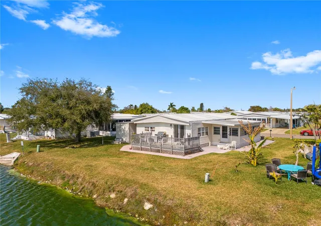 56th image of 204 51st Ave E, Bradenton, FL 34203 | MLS# TB8478850