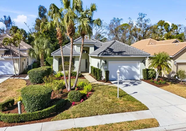 2nd image of 6411 Berkshire Pl, University Park, FL 34201 | MLS# A4683463