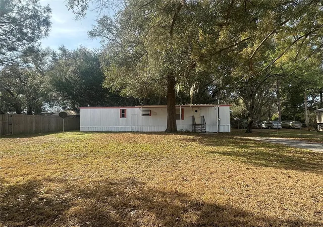 Manufactured home for sale at 9150 SE 142nd Place, SUMMERFIELD, FL 34491 | MLS# TB8478902