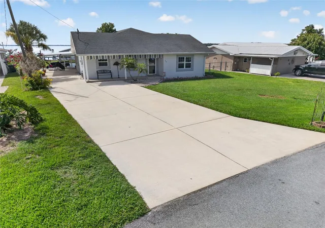 1st image of 148 N Lake Reedy Blvd, Frostproof, FL 33843 | MLS# L4959613