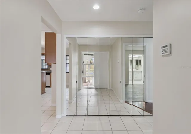 3rd image of 6246 Silver Glen Ct, Orlando, FL 32819 | MLS# O6384520
