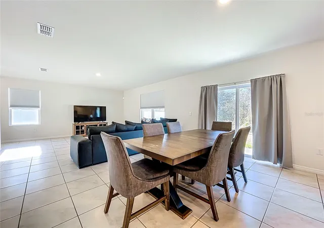 Photo 4 of Single family home for sale at 3196 Blue Crab Dr, Tavares, FL 32778 | MLS# O6384528 | Listing updated on 2026-06-01