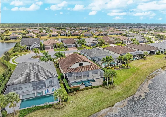 Homes for sale in Bradenton, FL | 7110 Gradford Ct, Bradenton, FL 34202 | MLS# A4683489