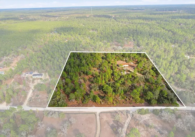 Photo 3 of Manufactured home for sale at 7545 N Damascus Ave, Dunnellon, FL 34433 | MLS# G5108585 | Listing updated on 2026-08-25