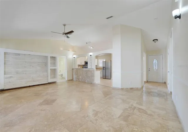 Photo 3 of Single family home for sale at 617 Parakeet Ct, Kissimmee, FL 34759 | MLS# O6384590 | Listing updated on 2026-08-31