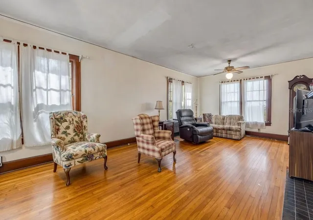 Photo 3 of Single family home for sale at 1170 S Clayton St, Mount Dora, FL 32757 | MLS# NS1087428 | Listing updated on 2026-09-29