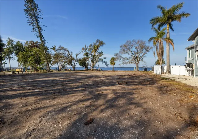 Photo 4 of Land for sale at 712 Palma Sola Blvd, Bradenton, FL 34209 | MLS# A4683516 | Listing updated on 2026-08-11